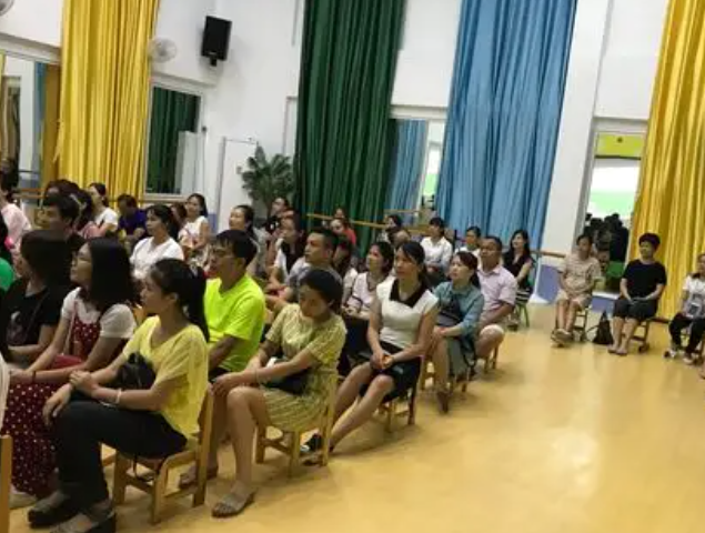 優化課程晉級線上微課線下實操服務形式讓科學育兒常識觸手可及